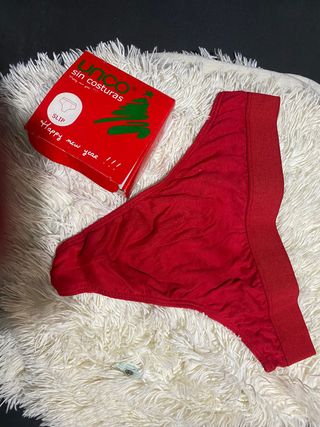 Calzoncillo a y tanga jrojo