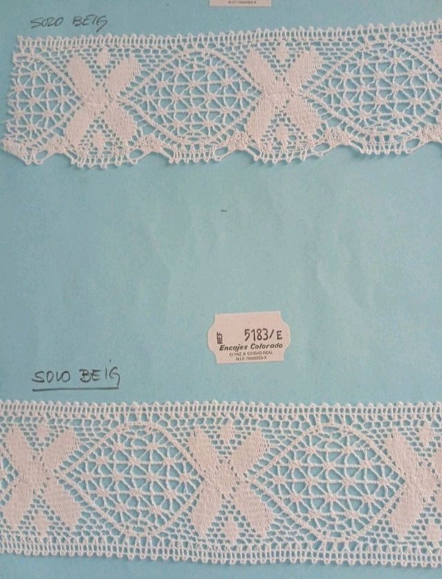 8 PIEZAS ENCAJE DE BOLILLOS