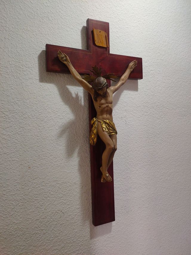 Crucifijo antiguo