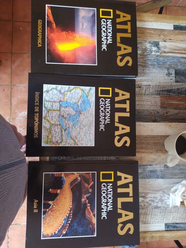 Atlas de Nat Geog Asia II, "Topónimos" y "Geograph