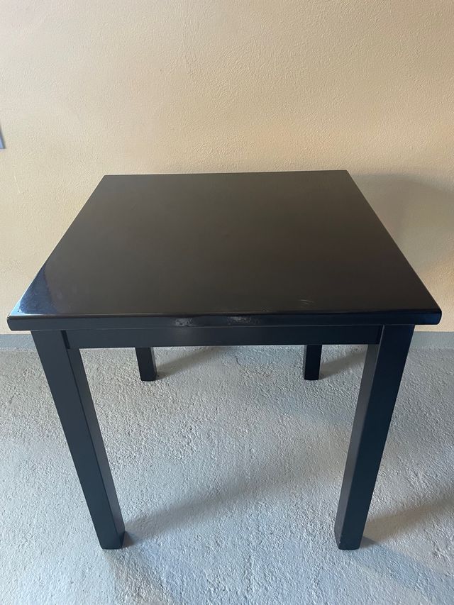 Mesa madera maciza 70x70