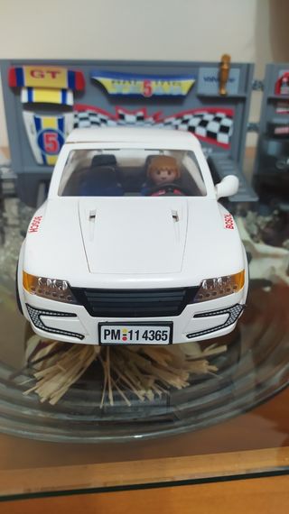 Garaje Porsche 911 carreras y otro deportivo