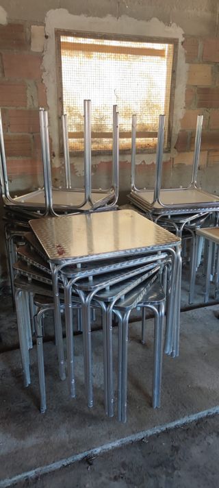 Lote 20 mesas aluminio terraza