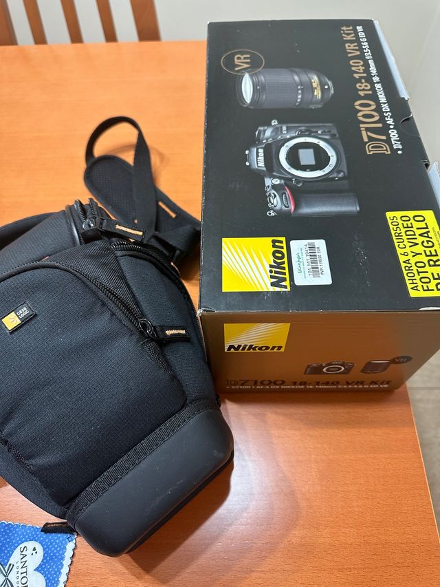 Cámara Nikon D7100 Objetivo 18-140 V/R Réflex