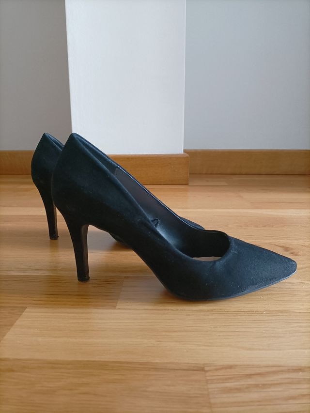 Stilettos color negro