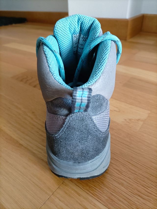 Botas de montaña HI-TEC