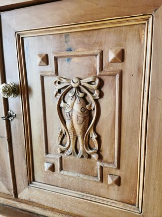 alacena madera maciza antigua