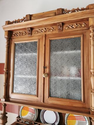 alacena madera maciza antigua