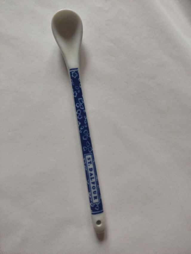 Cucharas de porcelana