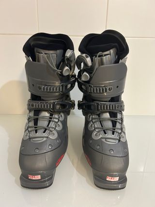 BOTAS ESQUI NUEVAS,talla 39 - 25cm