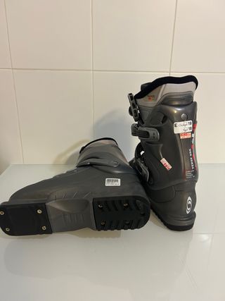 BOTAS ESQUI NUEVAS,talla 39 - 25cm