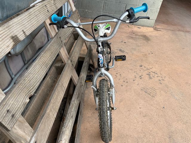 Bicicleta niño/niña llanta 16