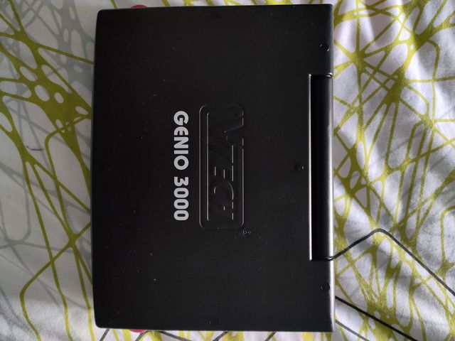 Ordenador educativo Genio 3000