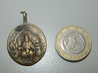 Medalla Siglo XVII religiosa Virgen del Pilar 7.7g