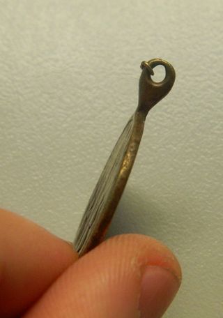 Medalla Siglo XVII religiosa Virgen del Pilar 7.7g