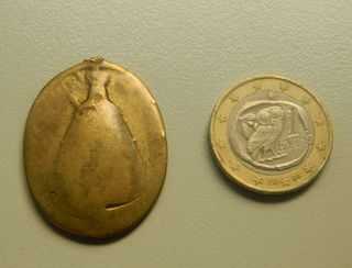 Medalla Siglo XVII religiosa, virgen 11,9 gramos.