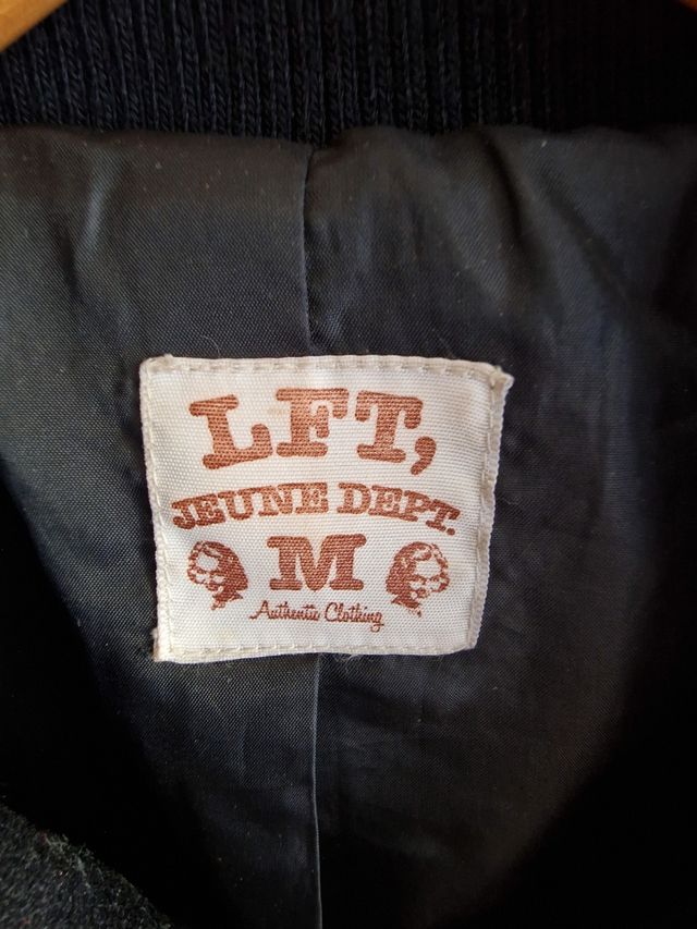 Cazadora de paño azul marino.Talla M Mujer.