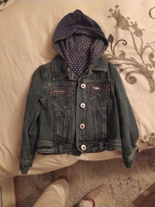 Cazadora vaquera talla 6 años
