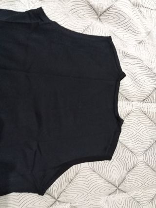 Nuovissimo maglione smanicato blu, taglia S