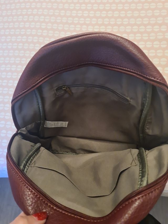 Bolso mochila granate