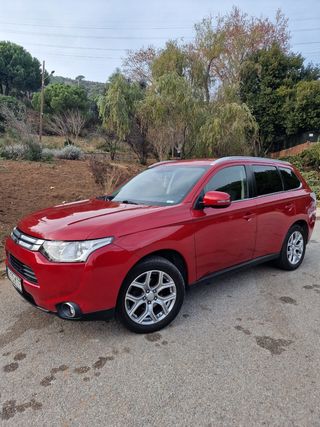 Mitsubishi Outlander 2015