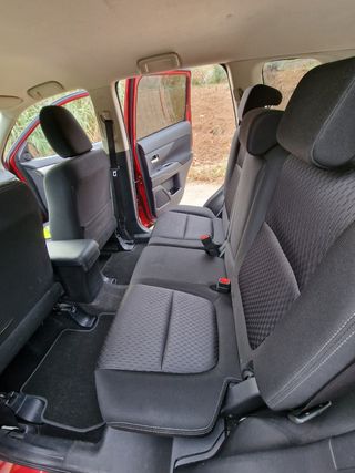 Mitsubishi Outlander 2015