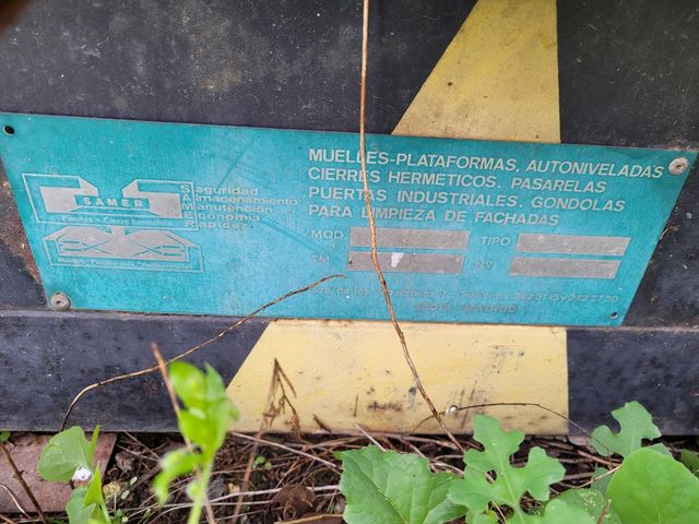 Plataforma elevadora muelle