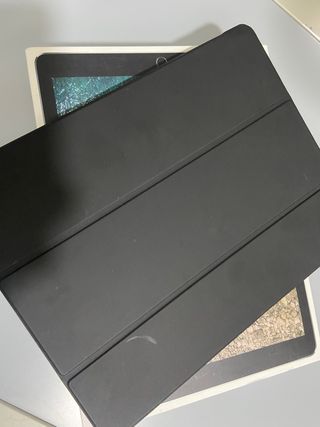 iPad Pro 12,9 256Gb + teclado + funda