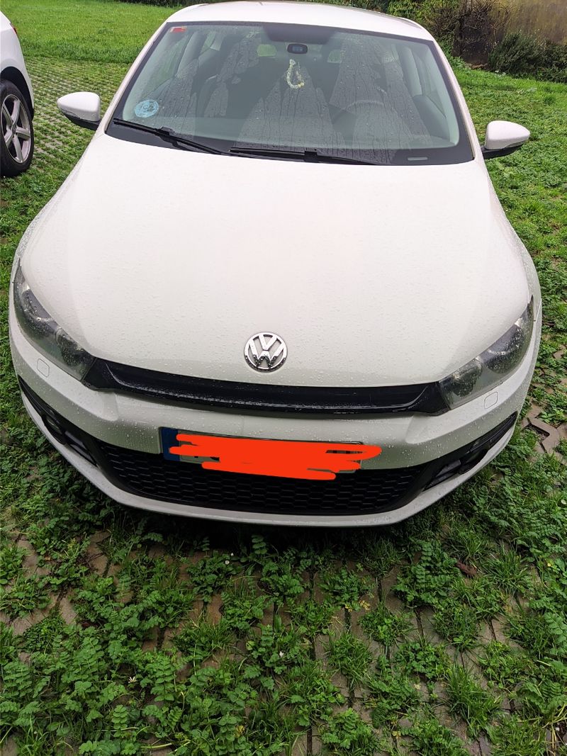 Volkswagen Scirocco 2009 - foto 1