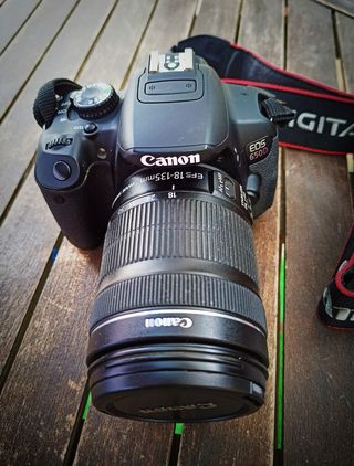 Canon EOS 650D + Objetivos Canon EFS 18-135 Macro