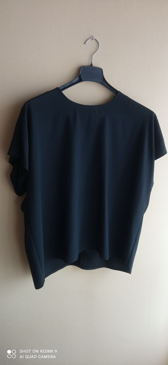 traje muy elegante,indicado para eventos.