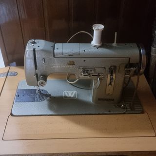 maquina de coser Werteim años 70