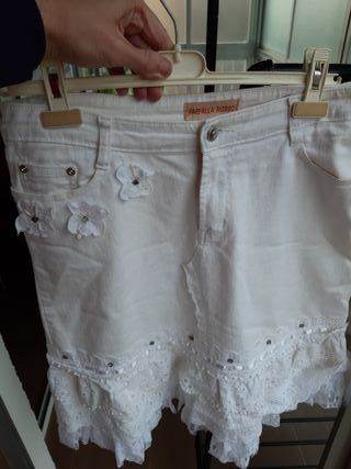 Falda blanca vaquera con detalles Farfalla Rosso L