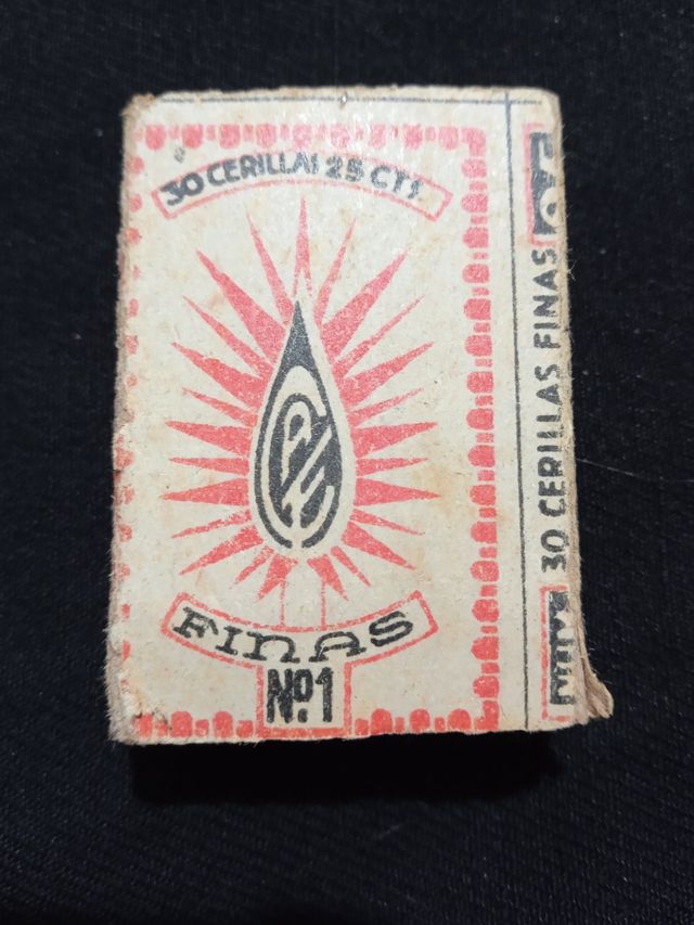 Caja de Cerillas "Fosforera Española", Escudo