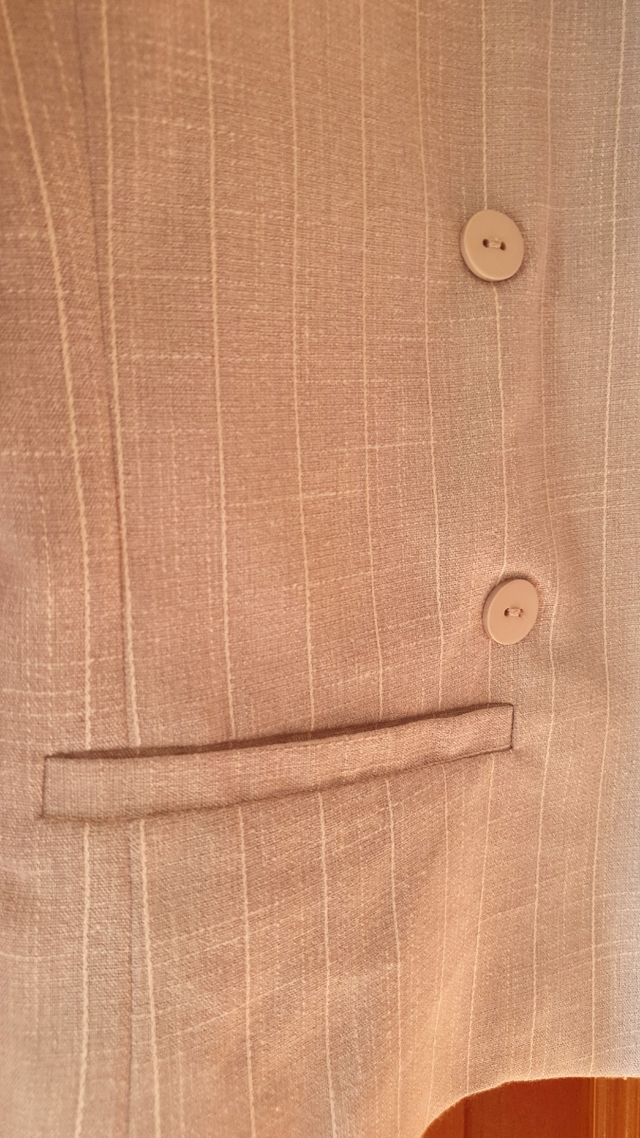 Americana Gris con Rayas Diplomáticas