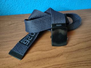 Cinturón gris D26 hombre