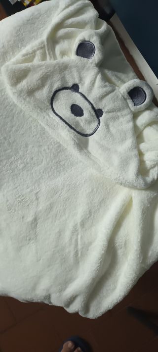 Toalha/Manta Polar com Capuz de Ursinho