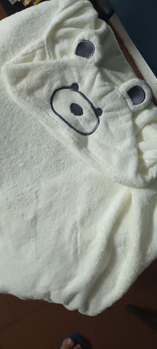 Toalha/Manta Polar com Capuz de Ursinho