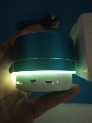 Mini Altavoz bluetooth.