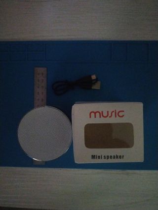 Mini Altavoz bluetooth.