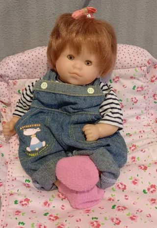 lote Muñeca Corolle más ropa