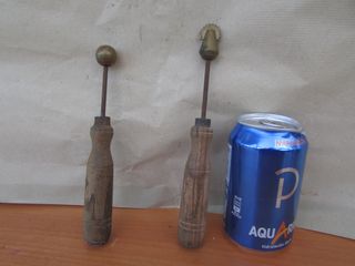 Dos herramientas antiguas guarnicionero cuero