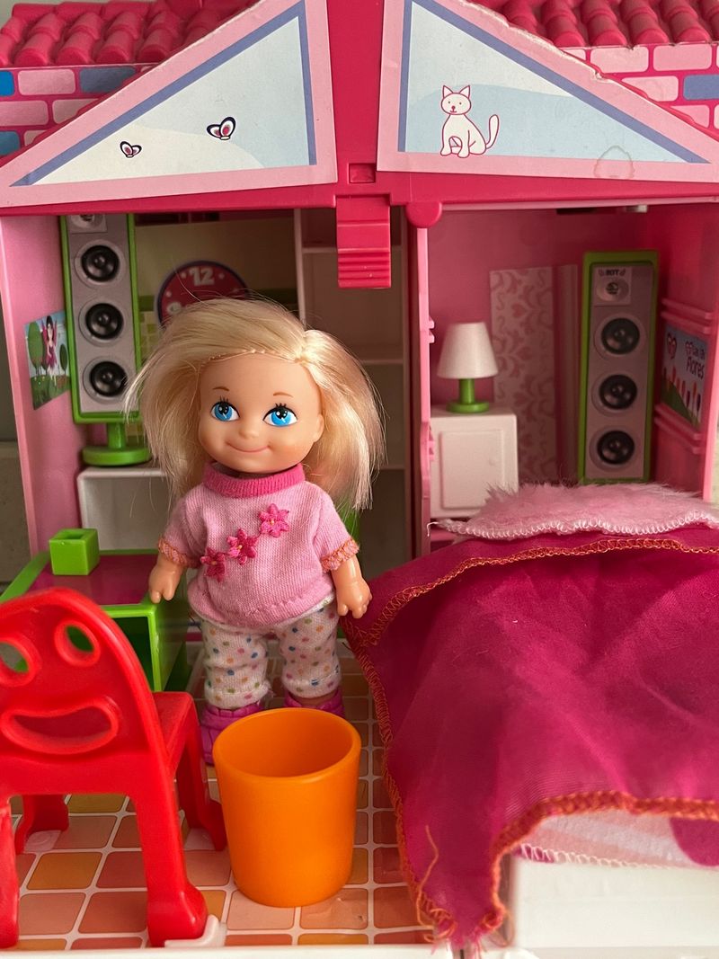 Barriguitas casa de segunda mano por 12 EUR en Madrid en WALLAPOP