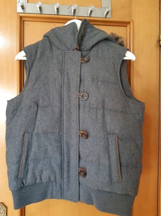 Chaleco gris Massimo Dutti