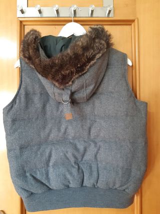 Chaleco gris Massimo Dutti