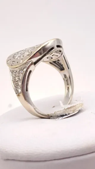 Anillo de Oro de 18K Blanco con Diamantes -Bulgari