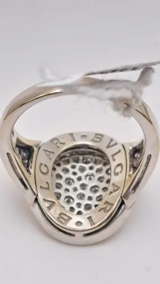Anillo de Oro de 18K Blanco con Diamantes -Bulgari