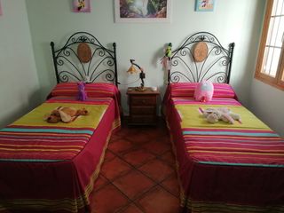 2 cabeceros de forja y madera
