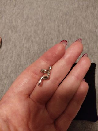 Pendiente de bisutería sin agujero