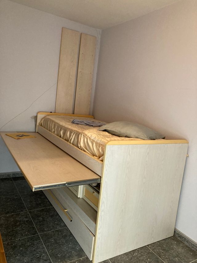 Cama nido con escritorio integrado